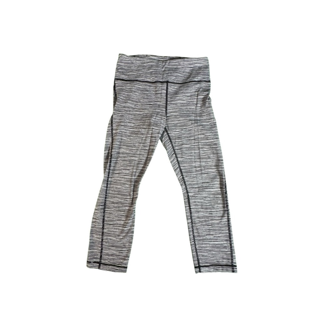 Athleta Ultimate Capri Leggings Women Small Black White Striped Yoga